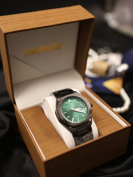 BYMINUTE05
